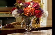Thornhill Market Florist, silk flowers, silk flower arrangements, hand tied bouquets, wedding and corporate florals, plants, floral design seminars, weekly flowers in Thornhill and Toronto